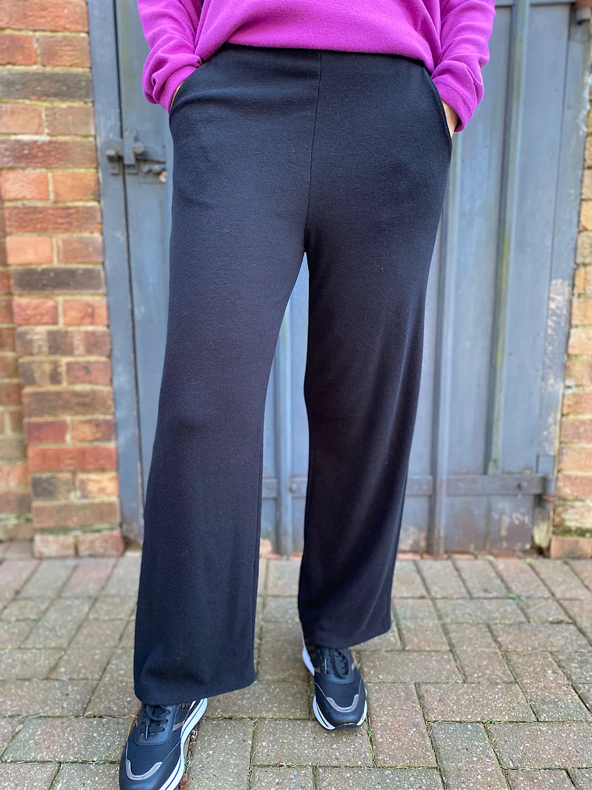 Black Soft Relaxed Trousers Lucy