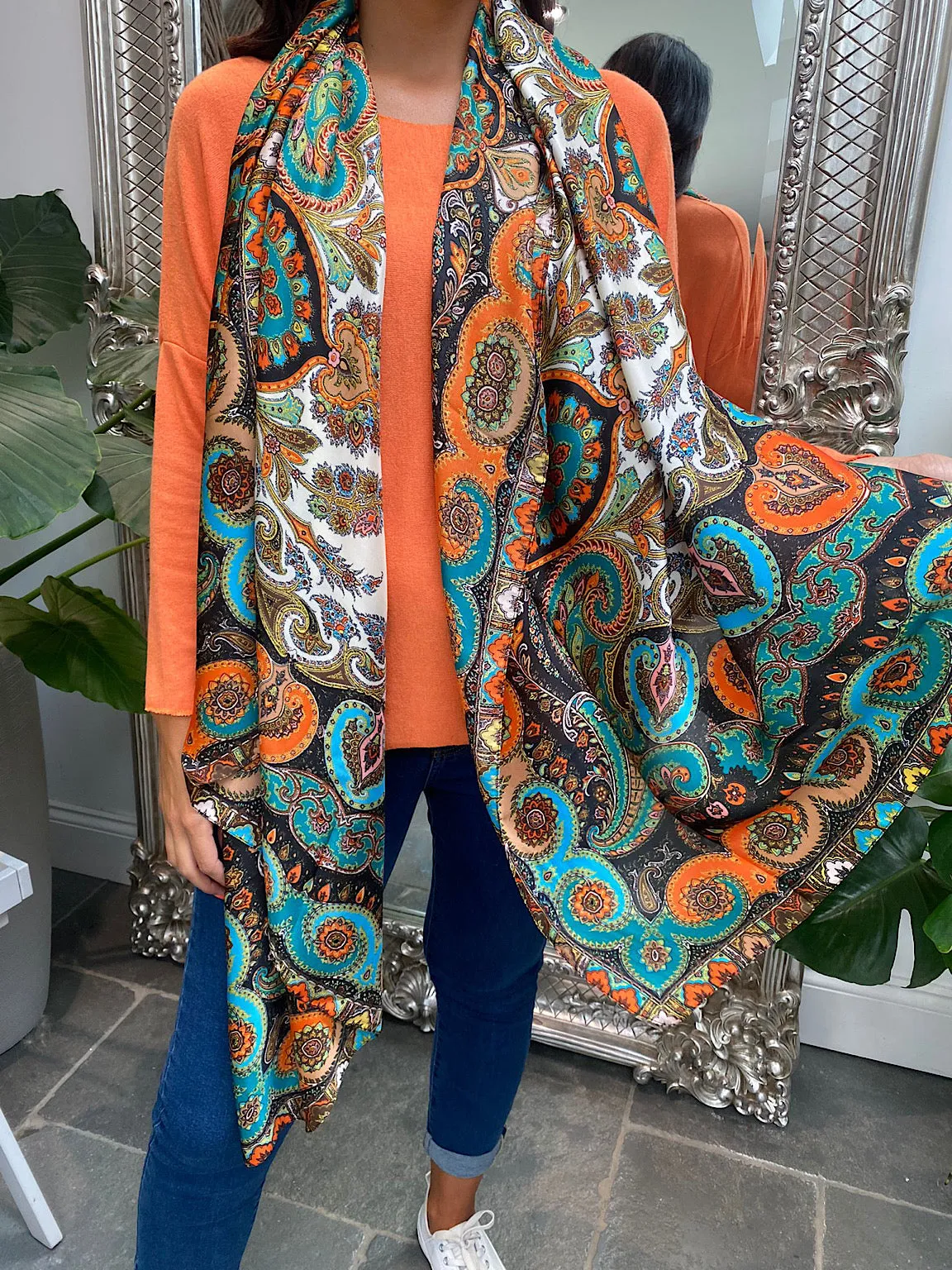 Detailed Paisley Print Silk Style Scarf