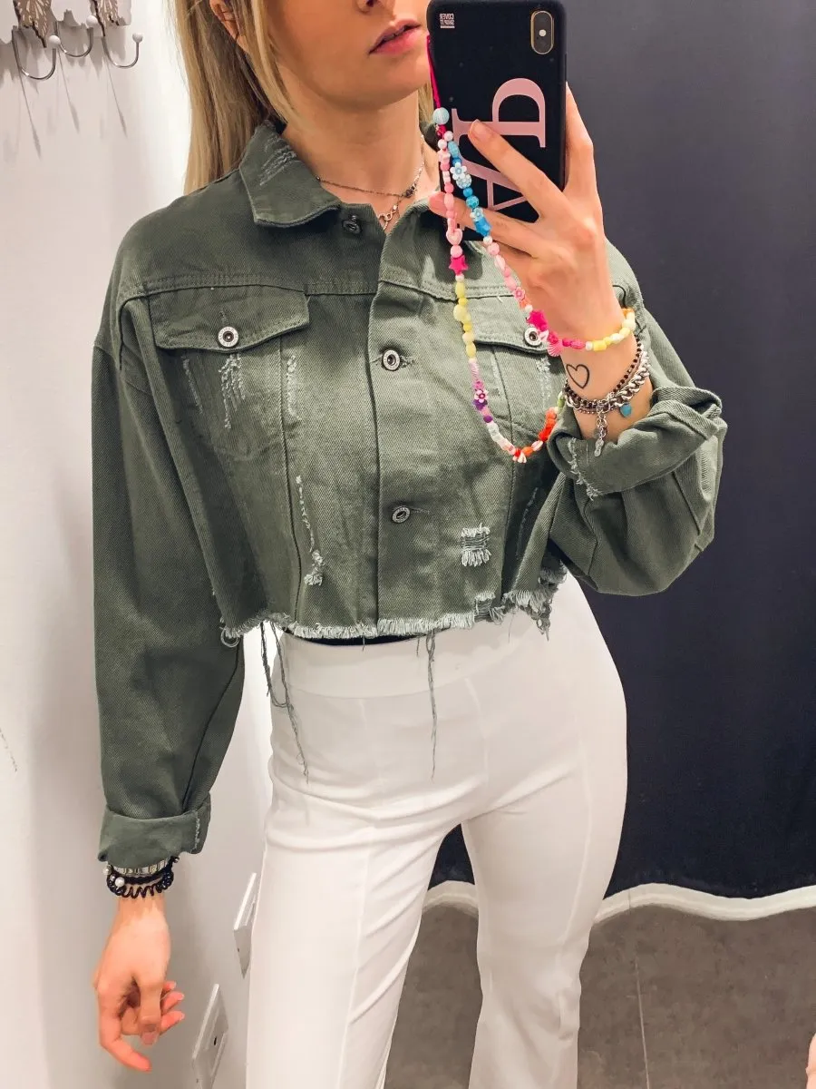 Giacca di jeans verde con strappi