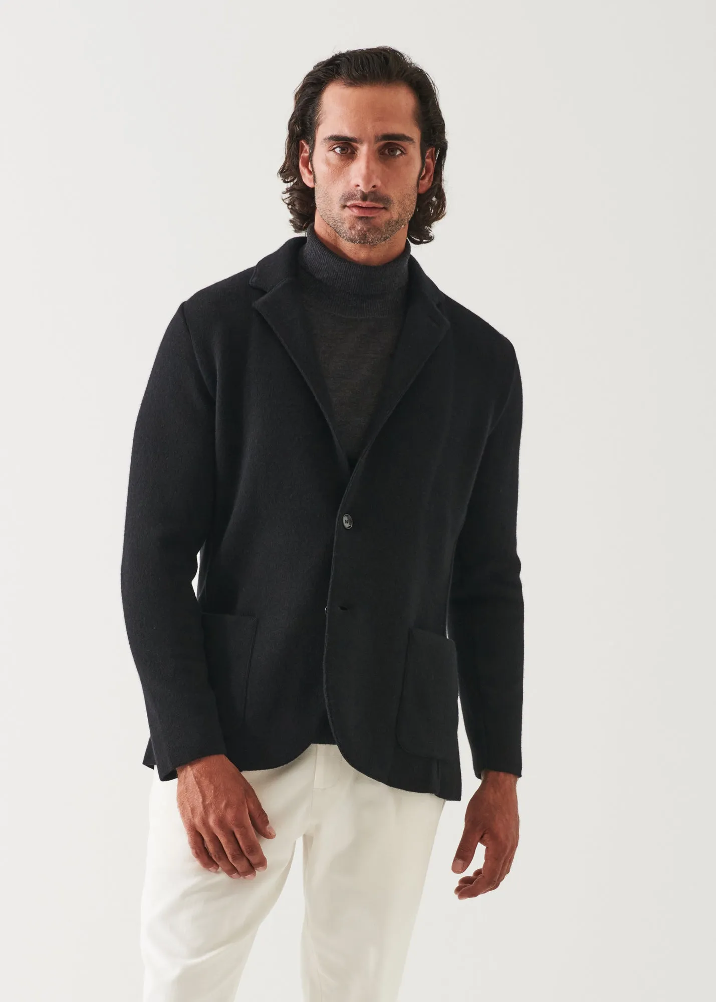 ITALIAN CASHMERE TWO-BUTTON BLAZER