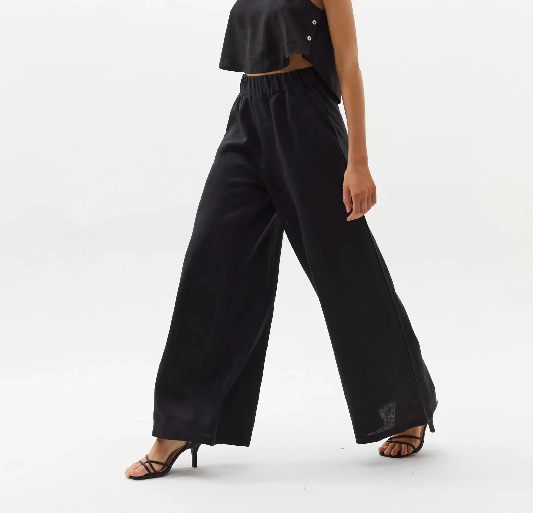 Lanhatropy Cape Pants - Black