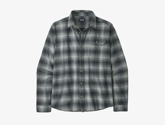 Patagonia Men's Long-Sleeved Cotton in Conversion Lightweight Fjord Flannel Shirt