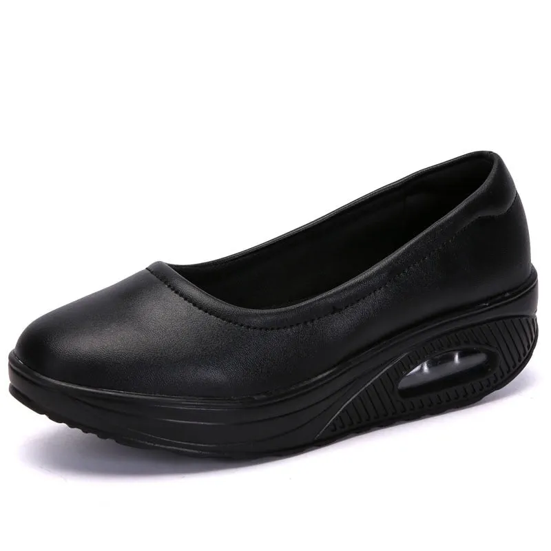 Women's Solid Pattern Black Color Slip-on Round Toe Casual Shoes